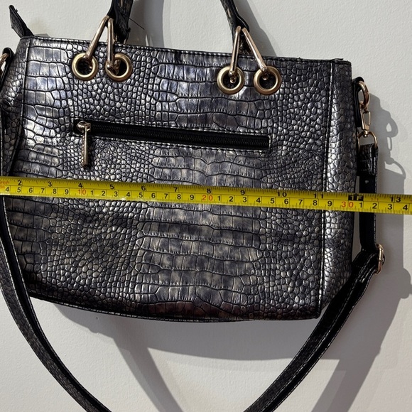 ✨David Jones Chic Black Crocodile-Embossed Satchel - Picture 8 of 9